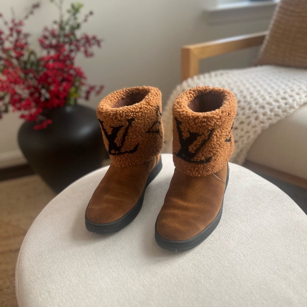 Louis Vuitton Shearling Boots-Brown Sz. 36 - Picture 9 of 9